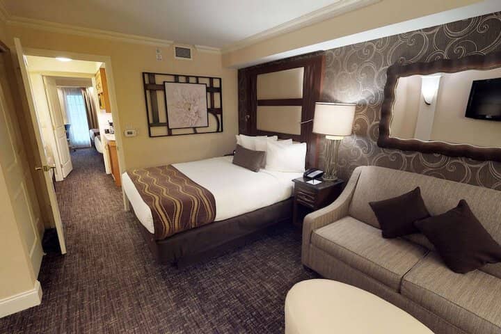 Room 22 of 52