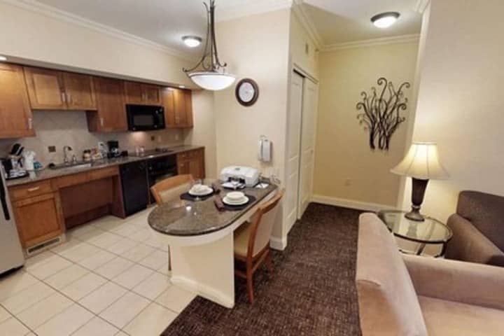 Room 4 of 52