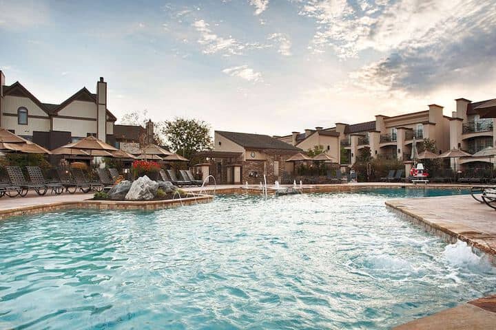 Pool 43 of 52