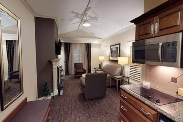 Room 8 of 52