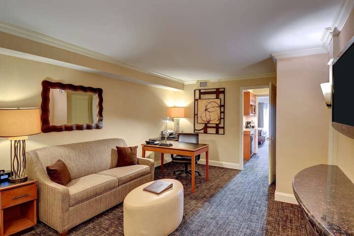 Room 12 of 52