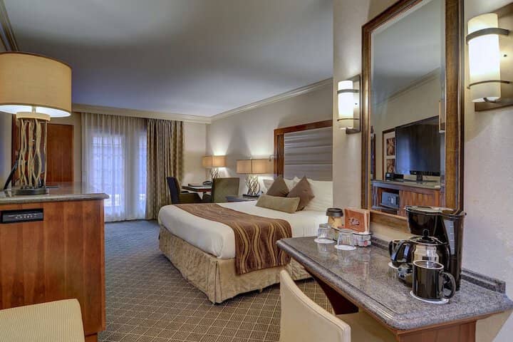 Room 13 of 52